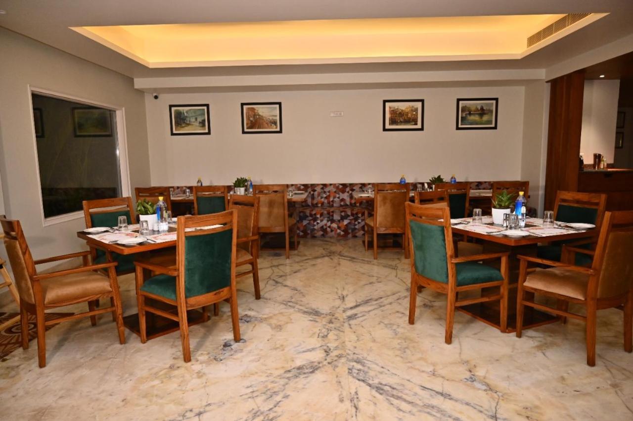 The Lalita Grand Mathura- Vrindavan Экстерьер фото