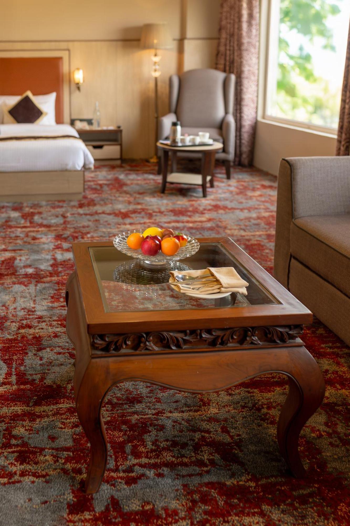 The Lalita Grand Mathura- Vrindavan Экстерьер фото